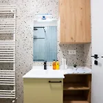 Soni Exclusive 137 Plaza With Private Parking & Self Check-in Appartement Bucarest