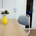 Soni Exclusive 137 Plaza With Private Parking & Self Check-in Bucarest