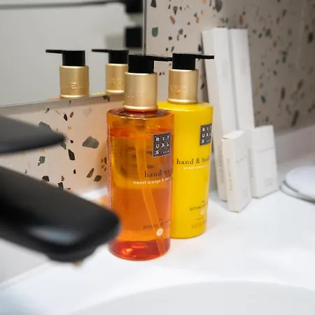 Apartment Soni Exclusive 137 Plaza With Private Parking & Self Check-in Bukarest