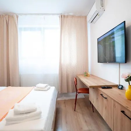 Apartment Soni Exclusive 137 Plaza With Private Parking & Self Check-in *