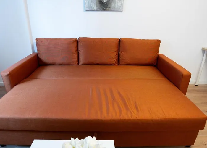 Soni Exclusive 137 Plaza With Private Parking & Self Check-in