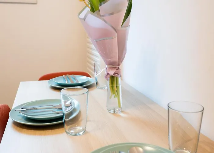 Soni Exclusive 137 Plaza With Private Parking & Self Check-in Bucharest