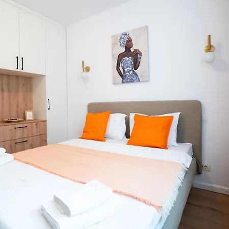 Apartament Soni Exclusive 137 Plaza With Private Parking & Self Check-in